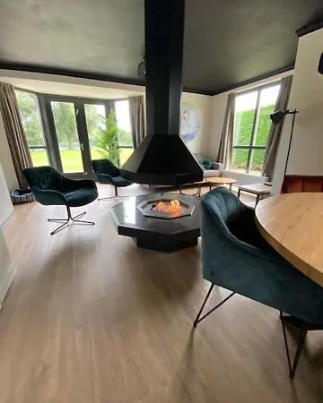 Holiday home Badhuys Wellnes 2p Bubbelbad Sauna Stoombad Lakeview Vip Bungalow Op T Broeckhuys Met Wijds Uitzicht
